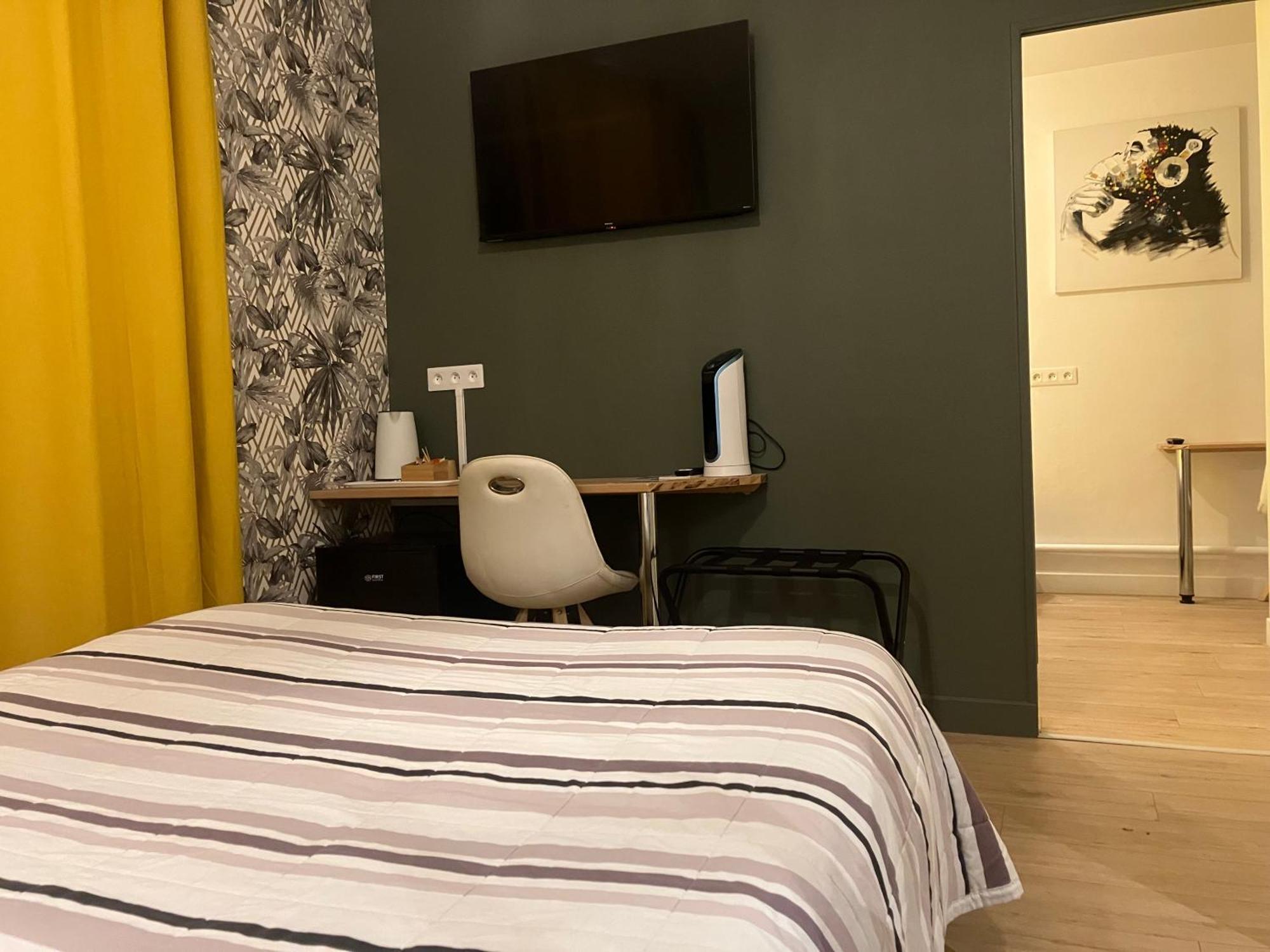 Hotel Du Nord Chambres Familiales Fontaines  エクステリア 写真
