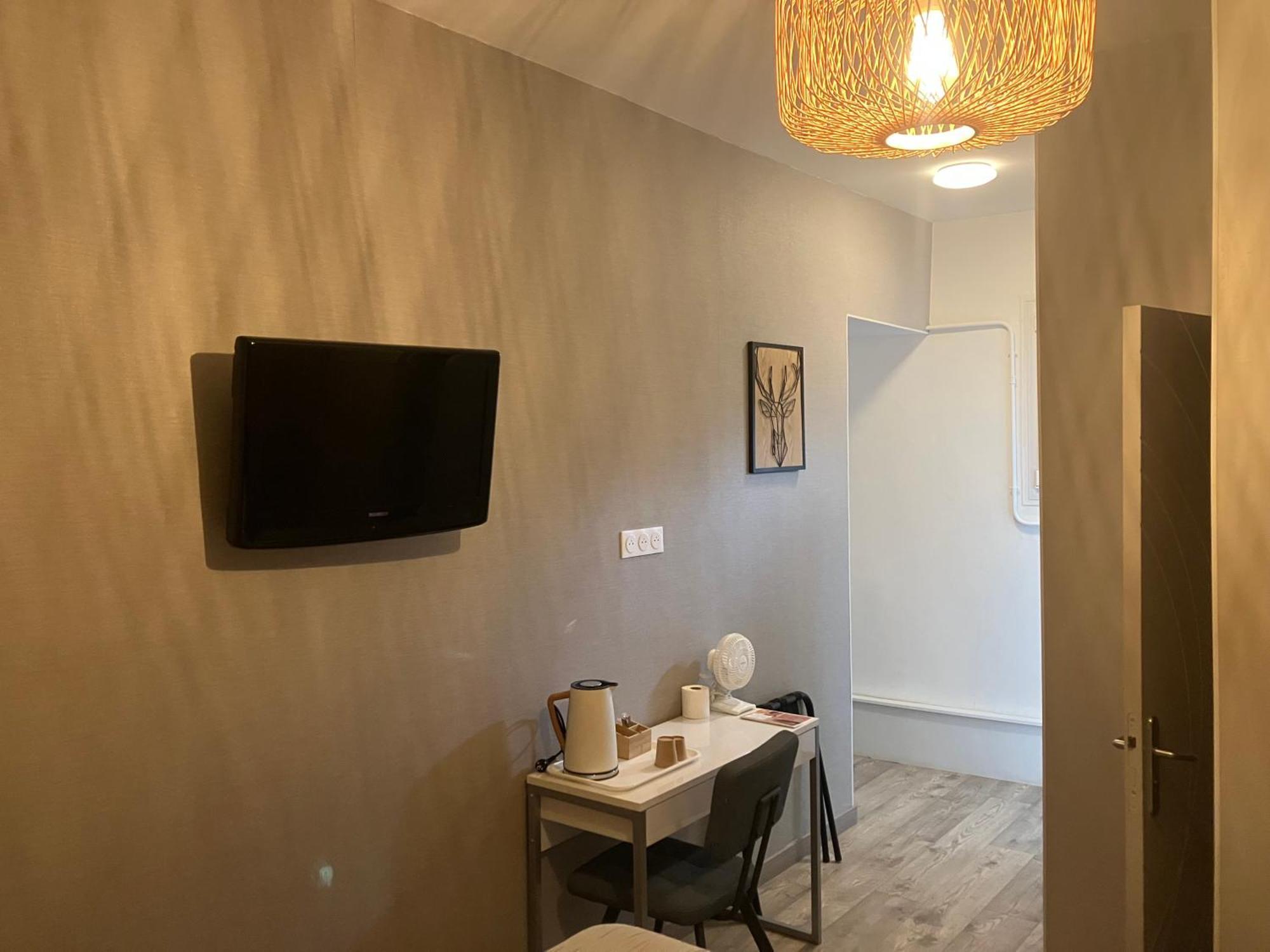 Hotel Du Nord Chambres Familiales Fontaines  エクステリア 写真
